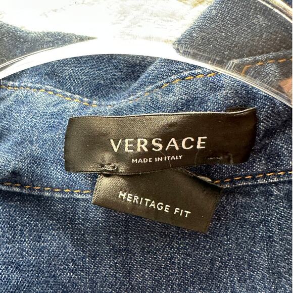 Versace Blue Denim Long Sleeve Pearl Snap Yellow Versace Logo Shirt 41 / Medium - Picture 5 of 16